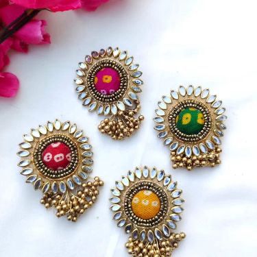 Bandhani Brooch