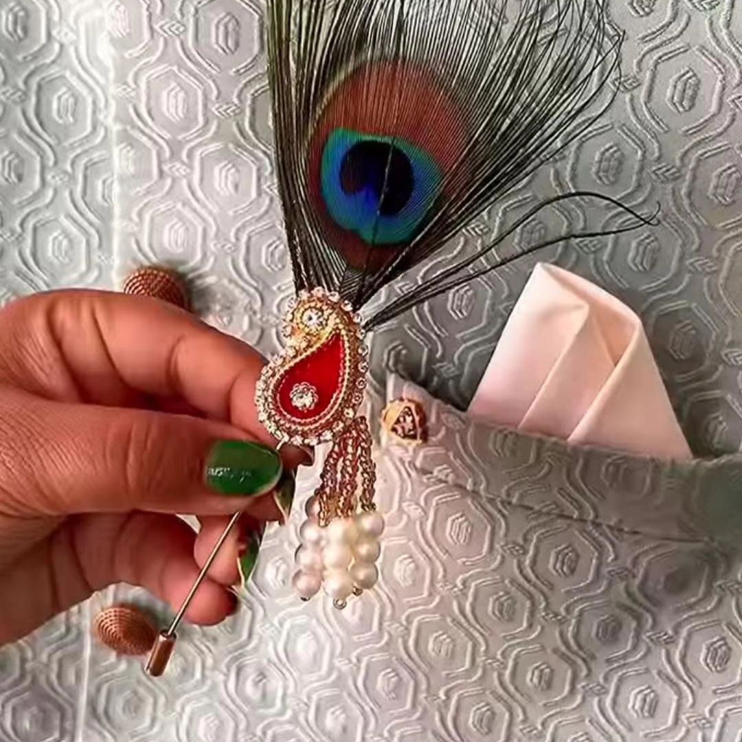 Barat Swagat Brooch
