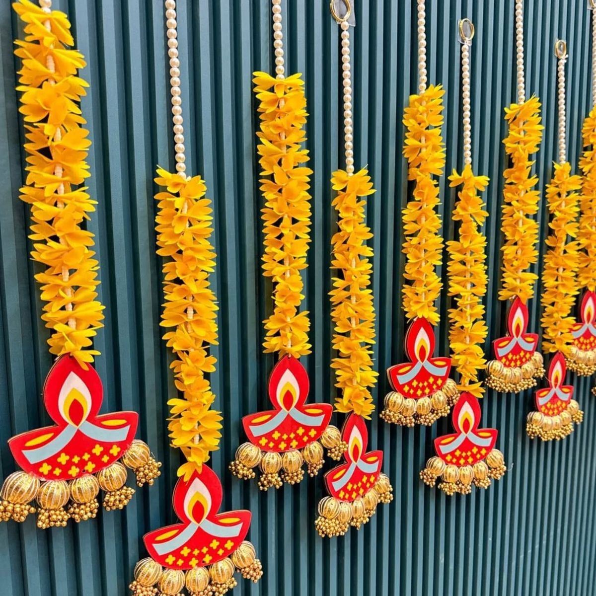 Wall Hanging Lamp Tealight Holders – Set of 2 pc 4 ft