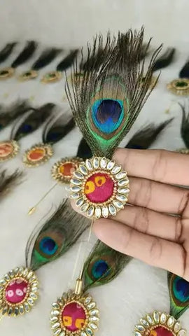 Bandhej Weeding Brooch